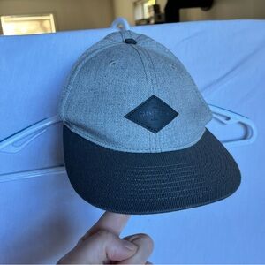H&M Two-Tone Gray and Black Hat
